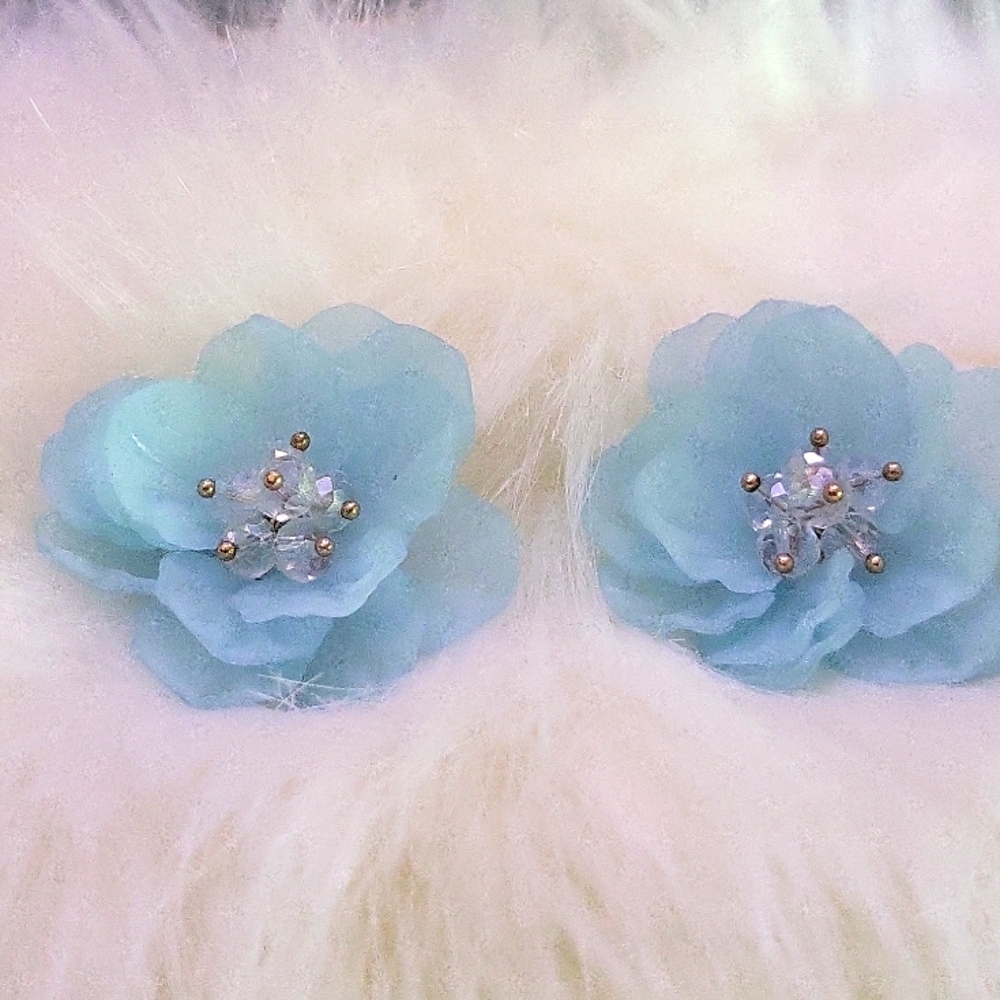 Flower earrings
